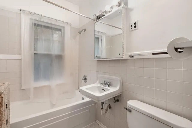 $500,000 | 4621 Bryant Avenue South, Minneapolis, MN 55419