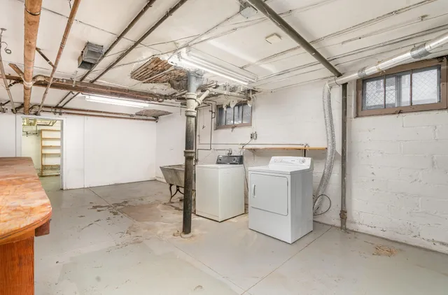 $500,000 | 4621 Bryant Avenue South, Minneapolis, MN 55419