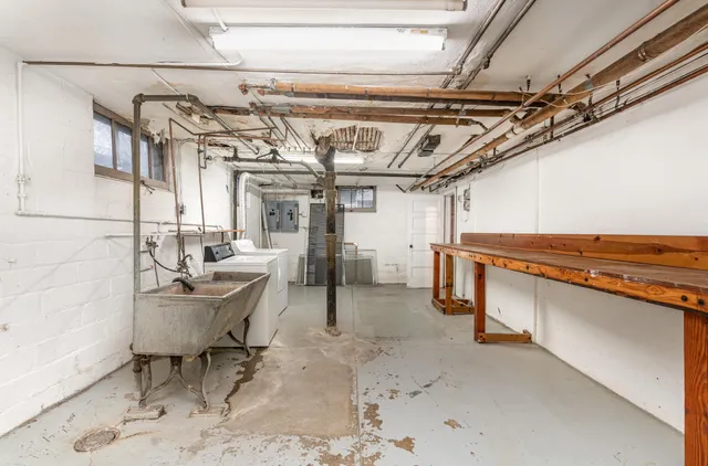 $500,000 | 4621 Bryant Avenue South, Minneapolis, MN 55419