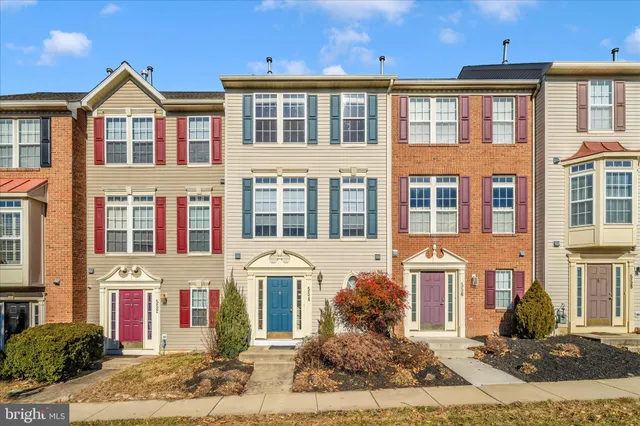 $389,990 | 554 Eisenhower Drive, Frederick, MD 21703
