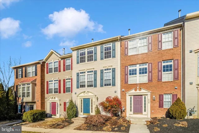 $389,990 | 554 Eisenhower Drive, Frederick, MD 21703