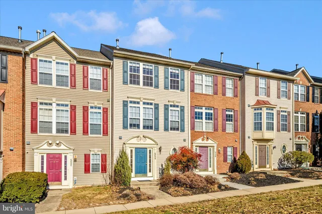 $389,990 | 554 Eisenhower Drive, Frederick, MD 21703