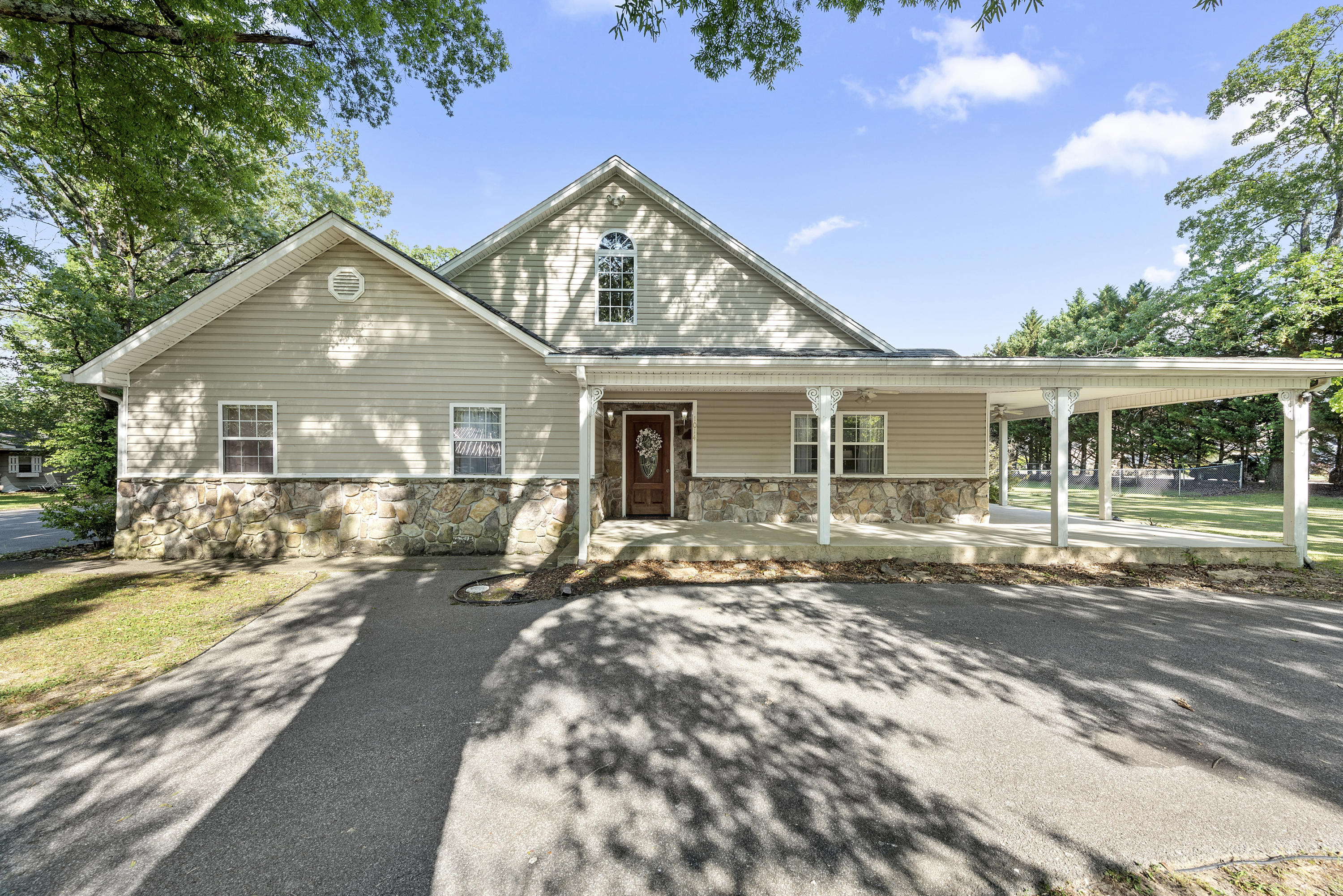 1014 Givens Road Chattanooga, TN 37421 - Photo 2 of 25 untitled-10
