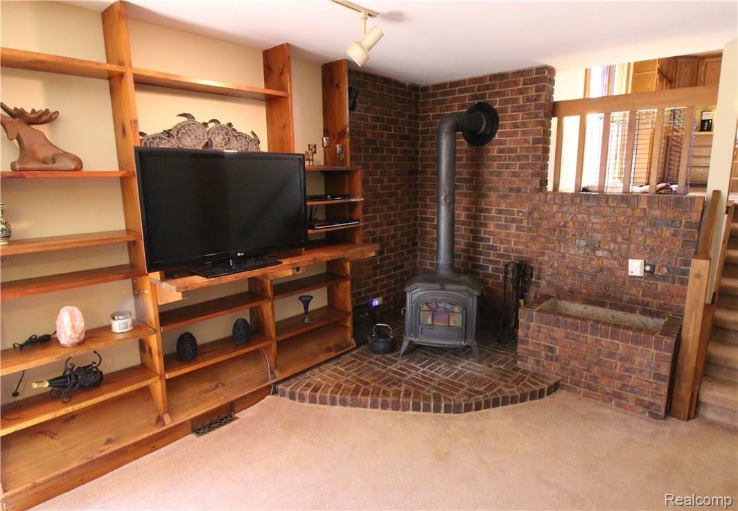 9970 Ellis Road Clarkston, MI 48348 - Photo 13 of 38 IMG_0740.JPG