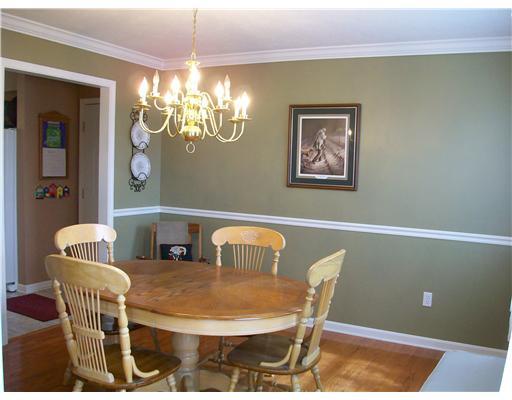 118 Spring Ridge Drive Butler, PA 16001 - Photo 9 of 14 Dining Room.