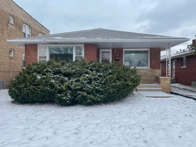 $219,900 | 1609 Davis Avenue, Whiting, IN 46394