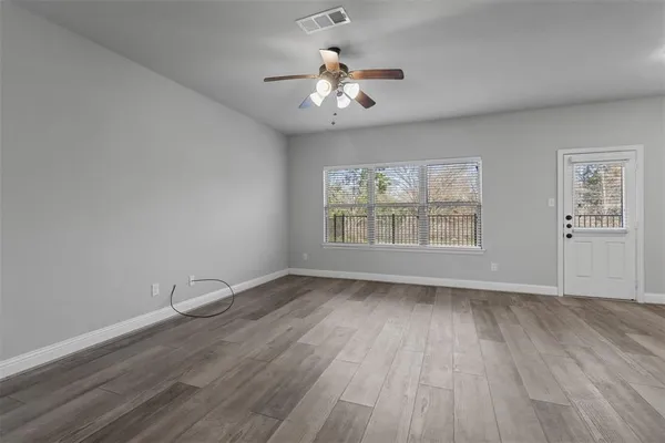 $1,875 | 708 Amber Drive, Greenville, TX 75402