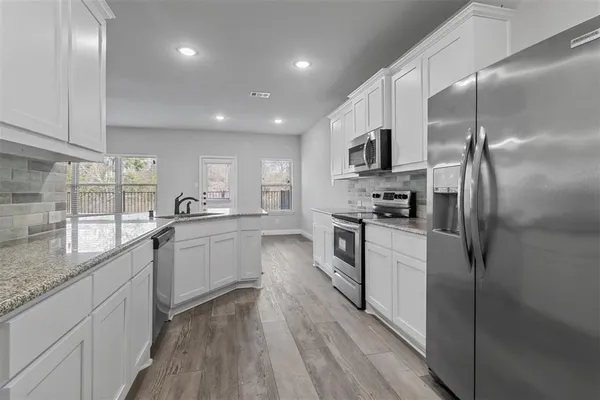 $1,875 | 708 Amber Drive, Greenville, TX 75402