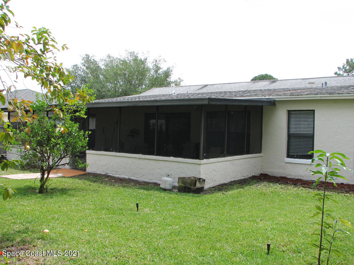 5210 Holden Road Cocoa, FL 32927 - Photo 28 of 28 Back Porch
