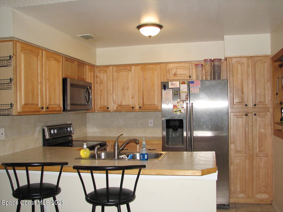 5210 Holden Road Cocoa, FL 32927 - Photo 8 of 28 Kitchen