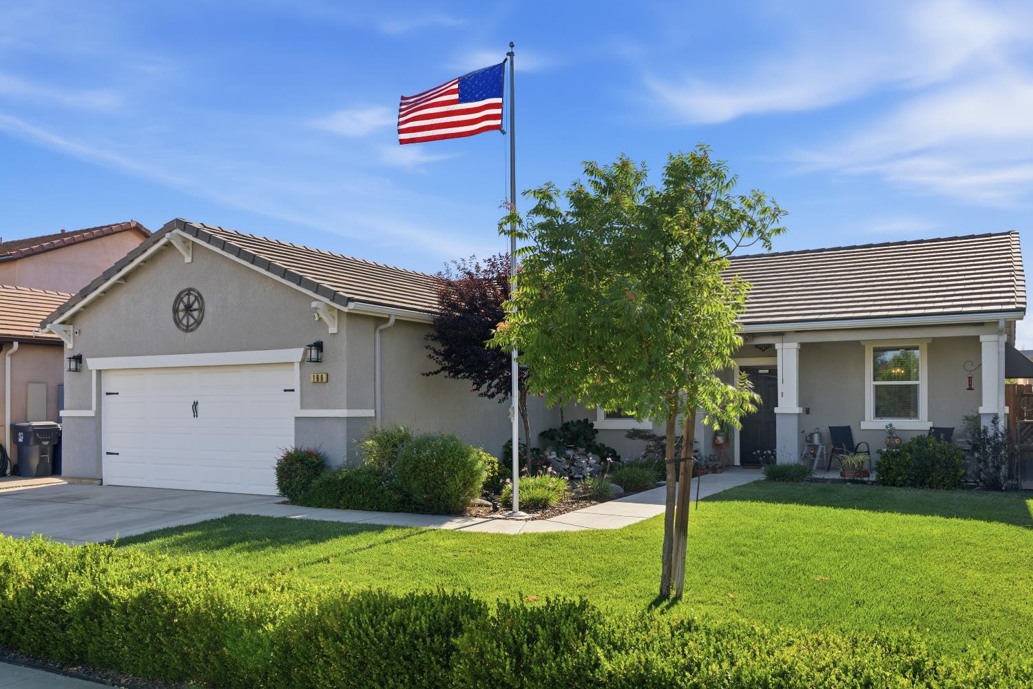 166 Rancho Santa Fe Drive Madera, CA 93638 - Photo 3 of 44