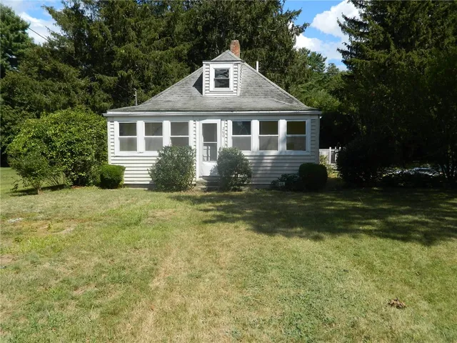 $314,000 | 260 Richmond Townhouse Road, Richmond, RI 02812