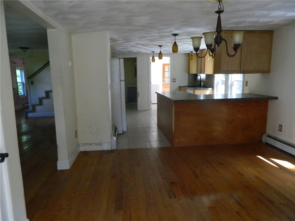 260 Richmond Townhouse Road Richmond, RI 02812 - Photo 8 of 19