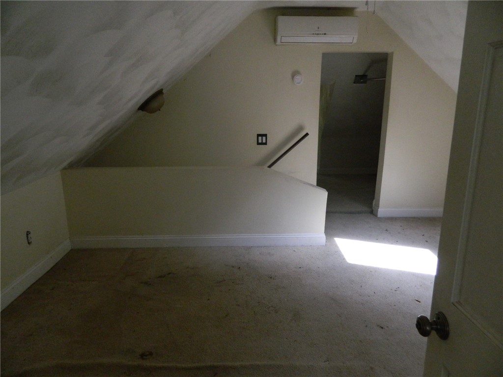 260 Richmond Townhouse Road Richmond, RI 02812 - Photo 10 of 19