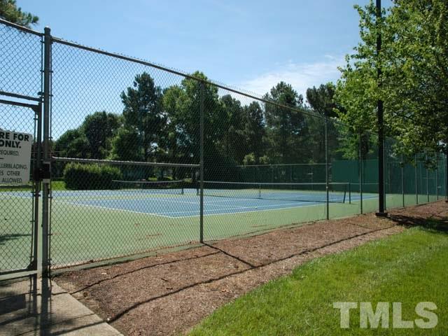 704 Thistlegate Trail Raleigh, NC 27610 - Photo 24 of 25 Gallery Image 24