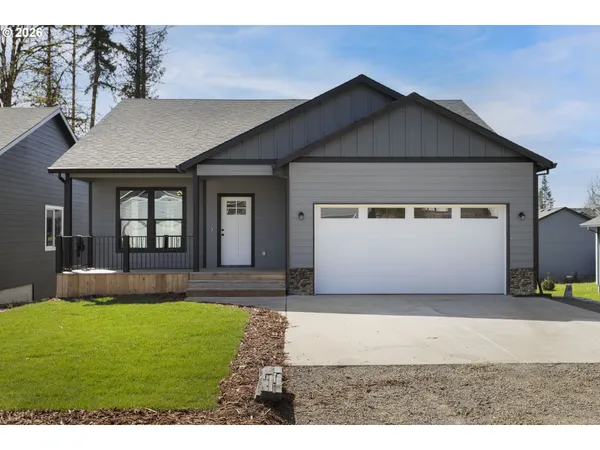 $559,000 | 233 E Street, Vernonia, OR 97064