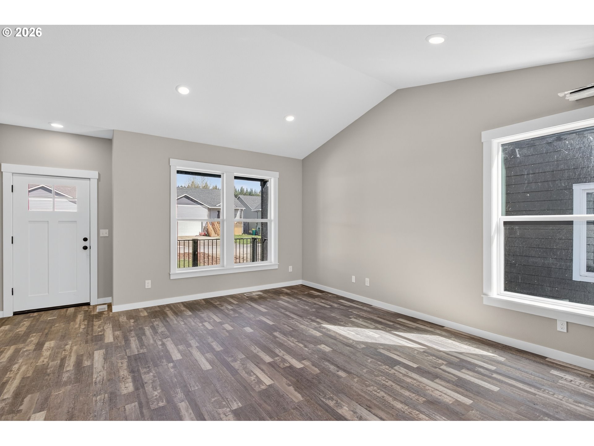 233 E Street Vernonia, OR 97064 - Photo 3 of 29