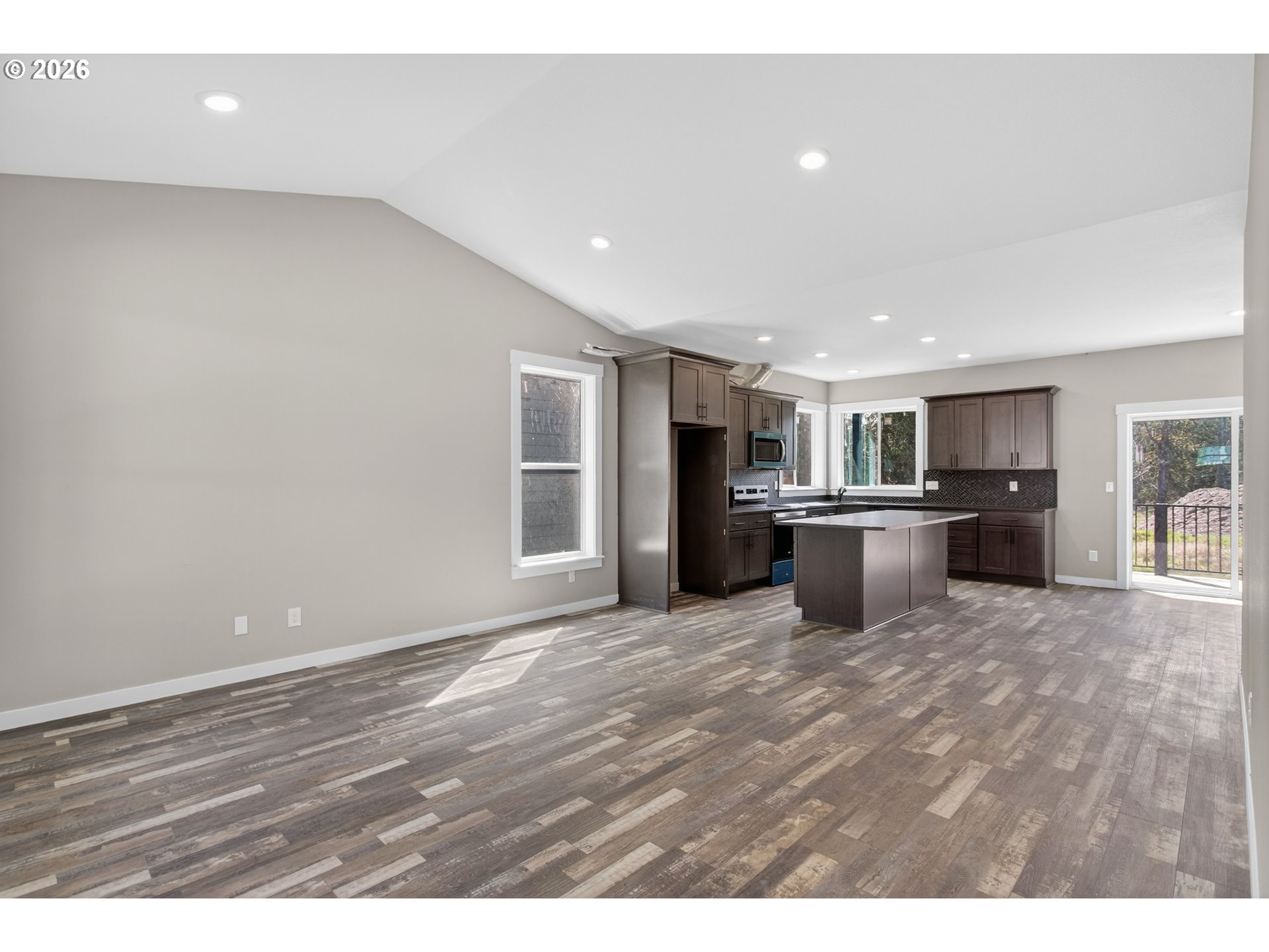 233 E Street Vernonia, OR 97064 - Photo 6 of 29