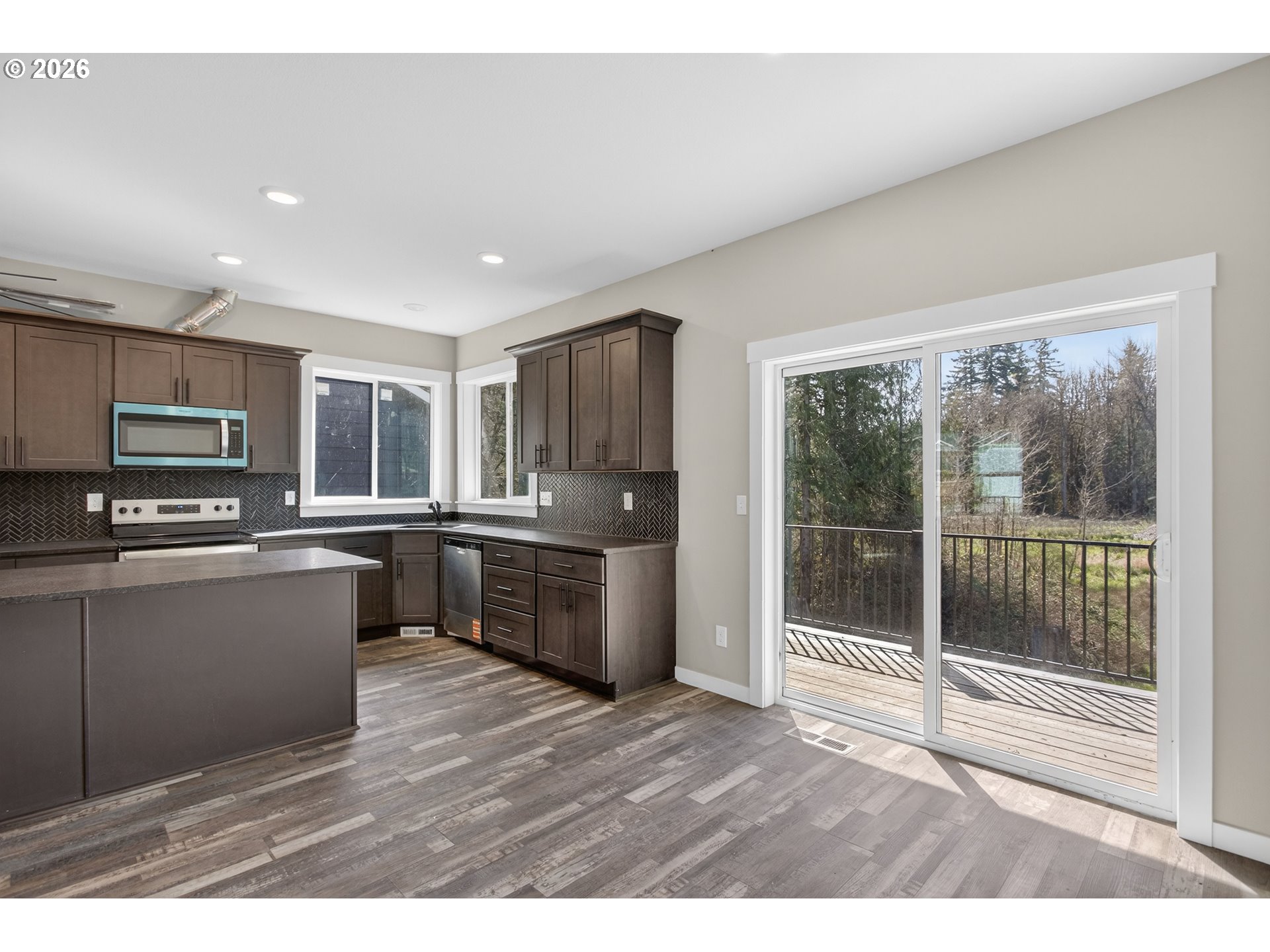 233 E Street Vernonia, OR 97064 - Photo 8 of 29