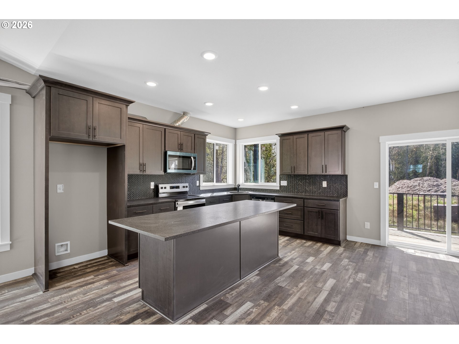 233 E Street Vernonia, OR 97064 - Photo 9 of 29