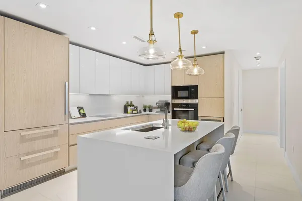 $2,290,000 | 3100 North Ocean Drive, Unit 1203P, Singer Island, FL 33404