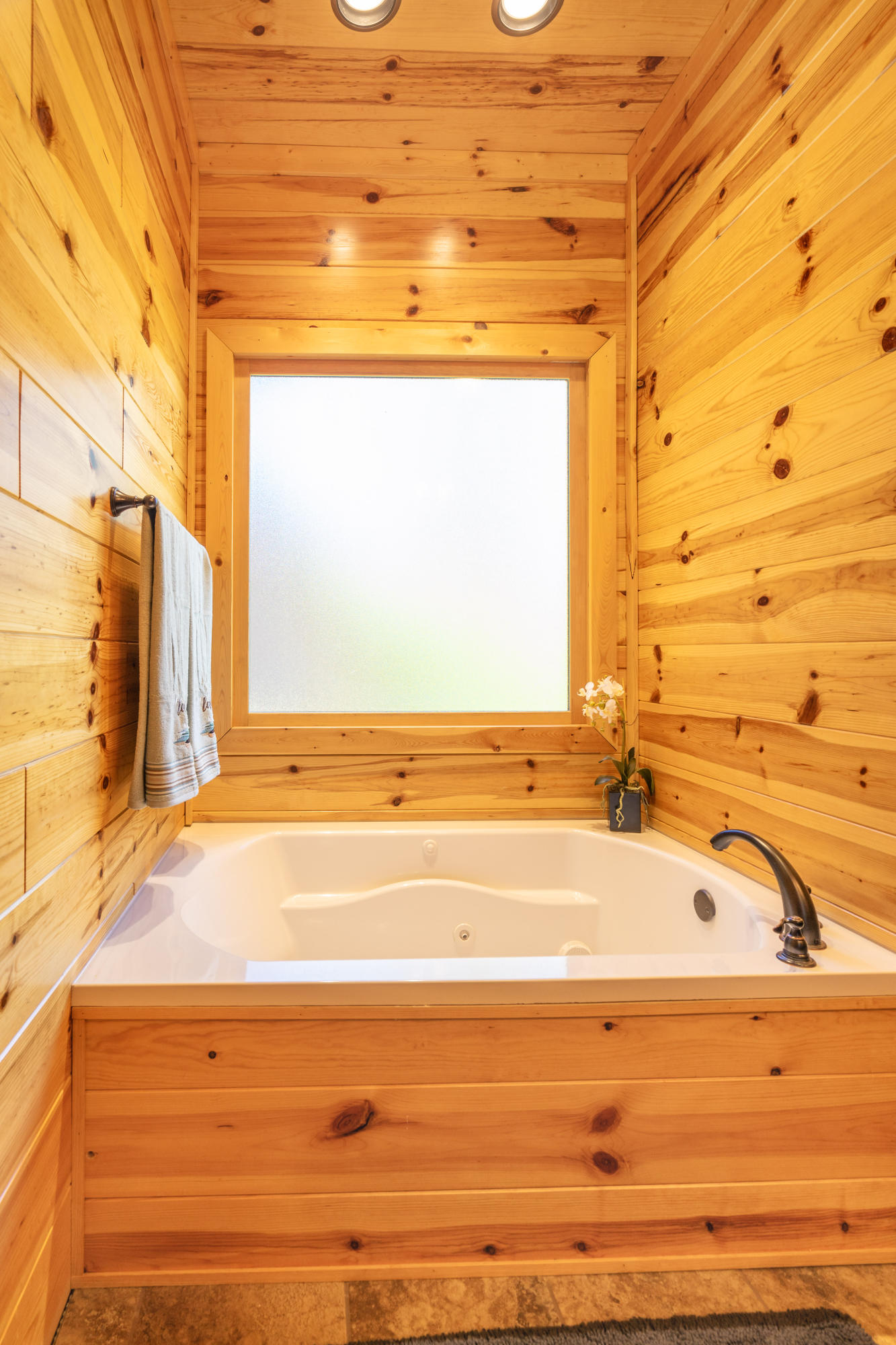 622 Fox Trail Road Jasper, TN 37347 - Photo 18 of 38 Soaking Tub