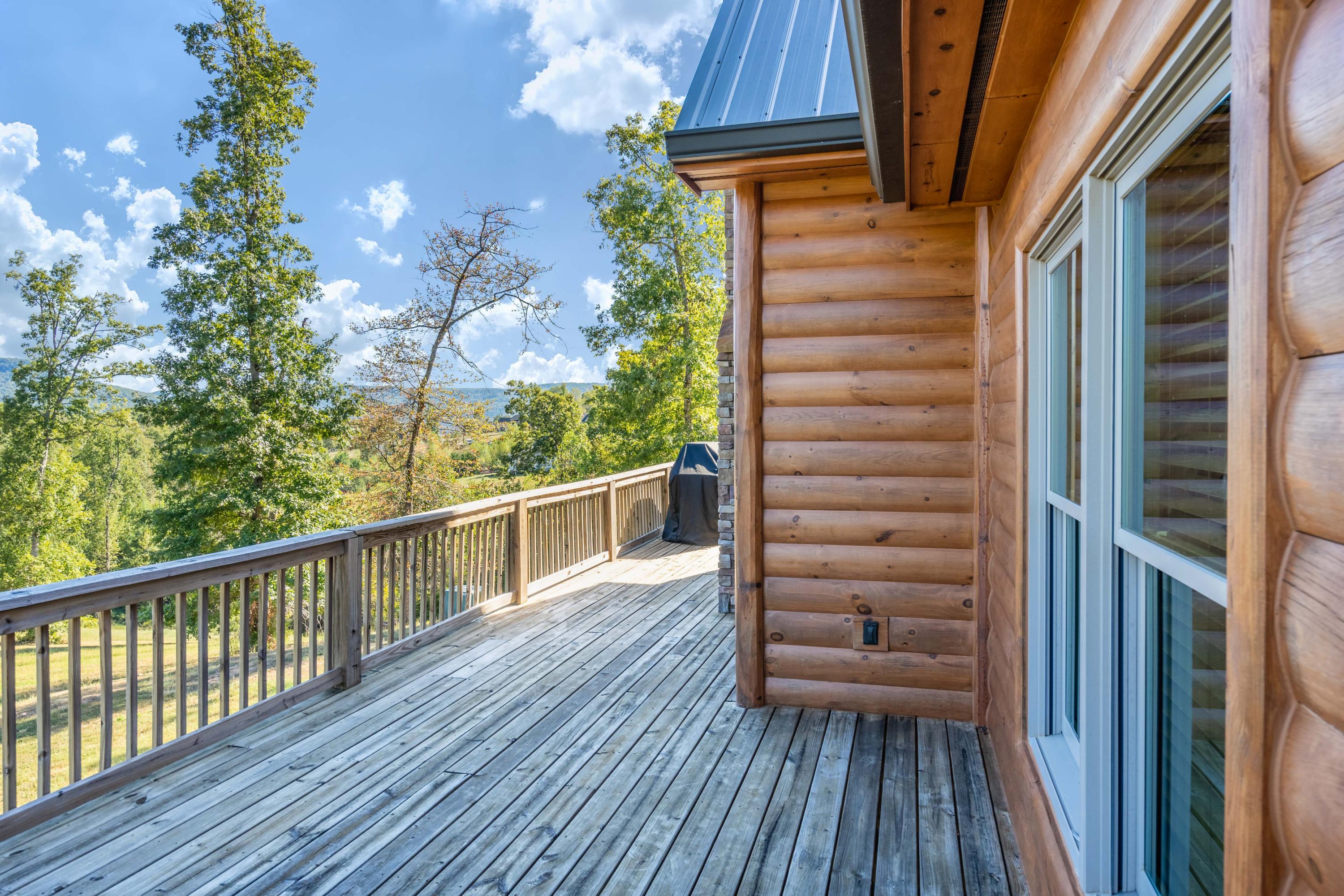622 Fox Trail Road Jasper, TN 37347 - Photo 32 of 38 Deck