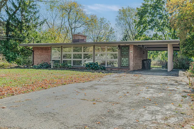 $255,000 | 3109 11th Street, Winthrop Harbor, IL 60096