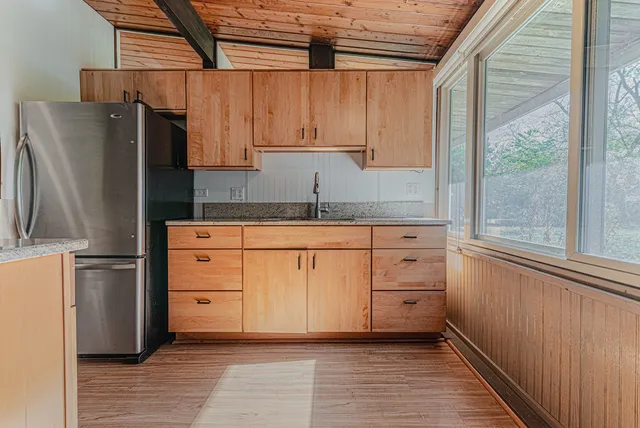 $255,000 | 3109 11th Street, Winthrop Harbor, IL 60096