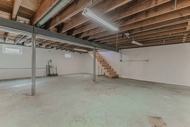 $255,000 | 3109 11th Street, Winthrop Harbor, IL 60096