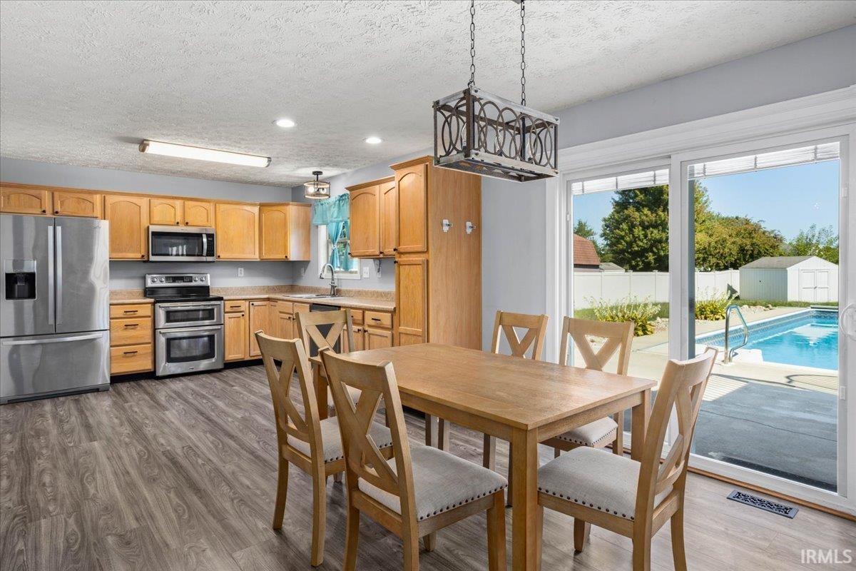 23 Freeman Drive Rossville, IN 46065 - Photo 11 of 34