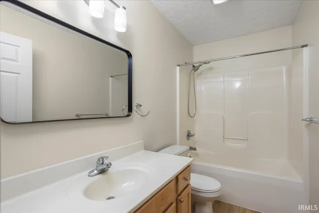 $370,000 | 23 Freeman Drive, Rossville, IN 46065