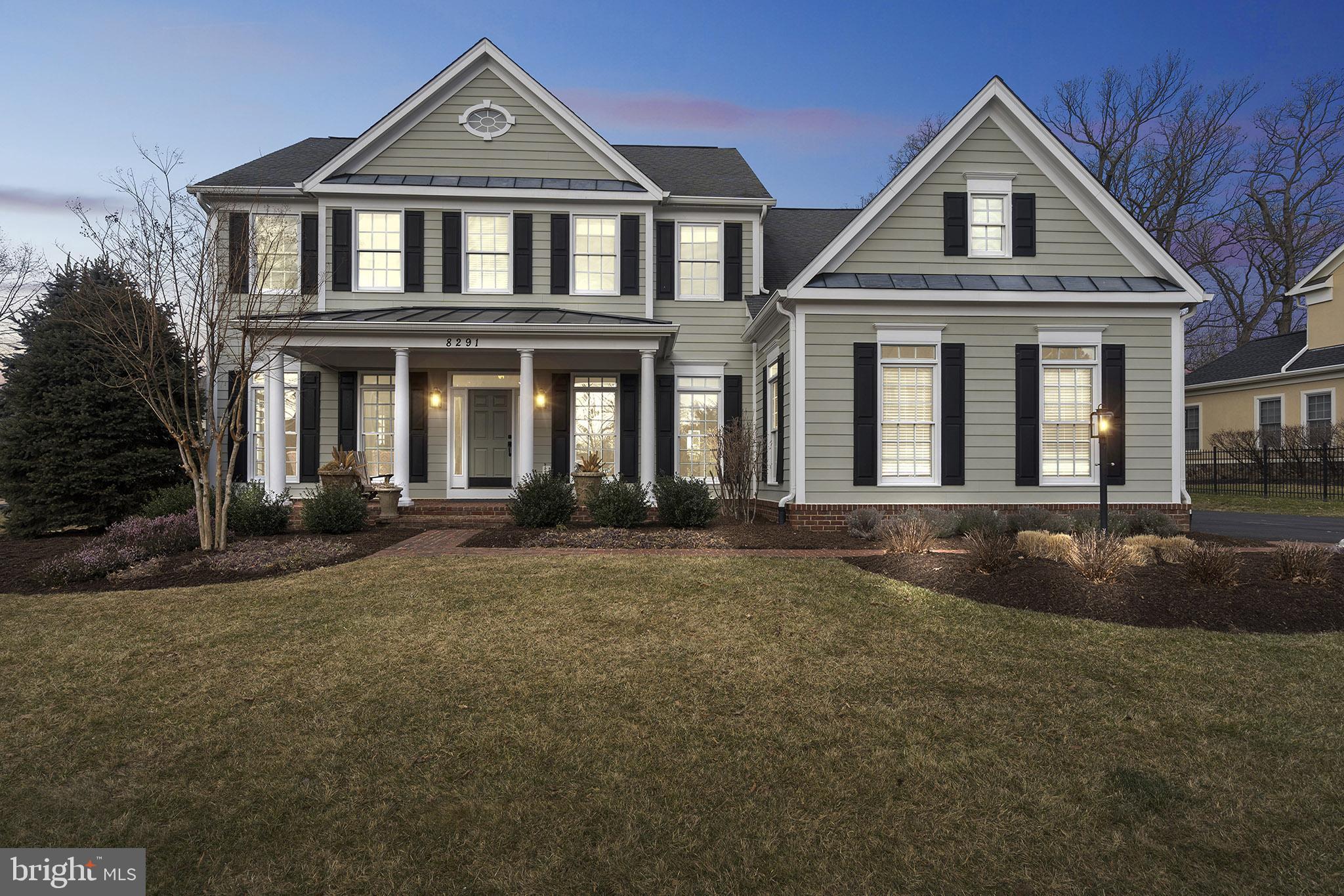 8291 Roxborough Loop Gainesville, VA 20155 - Photo 1 of 39 Lake Manassas Home w/6 bedrms, 4.5 baths on 3 lvls