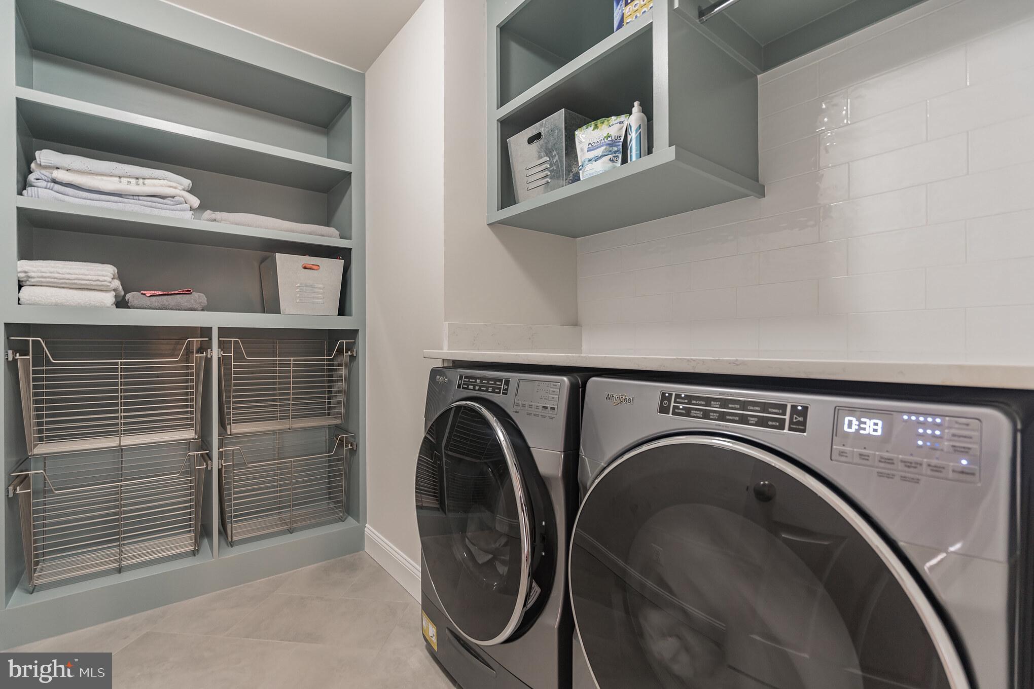 8291 Roxborough Loop Gainesville, VA 20155 - Photo 20 of 39 NEW upstairs laundry