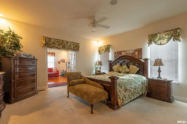 $480,000 | 1410 Bradford Lane, Carbondale, IL 62902