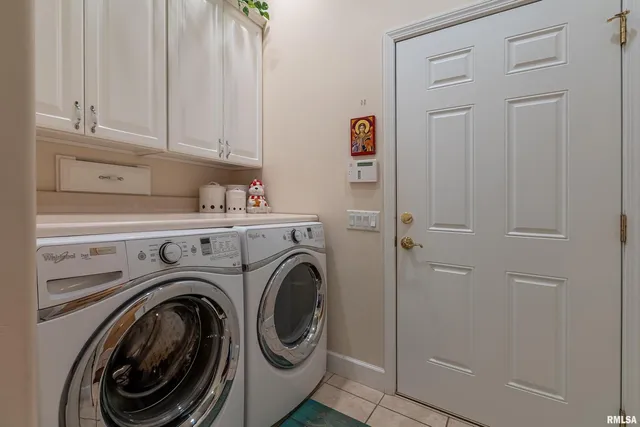 $480,000 | 1410 Bradford Lane, Carbondale, IL 62902