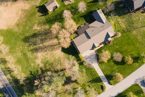 $450,000 | 1410 Bradford Lane, Carbondale, IL 62902