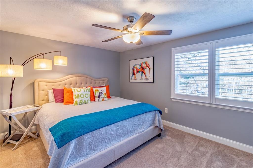 2389 Mill Grove Road Pittsburgh, PA 15241 - Photo 15 of 24