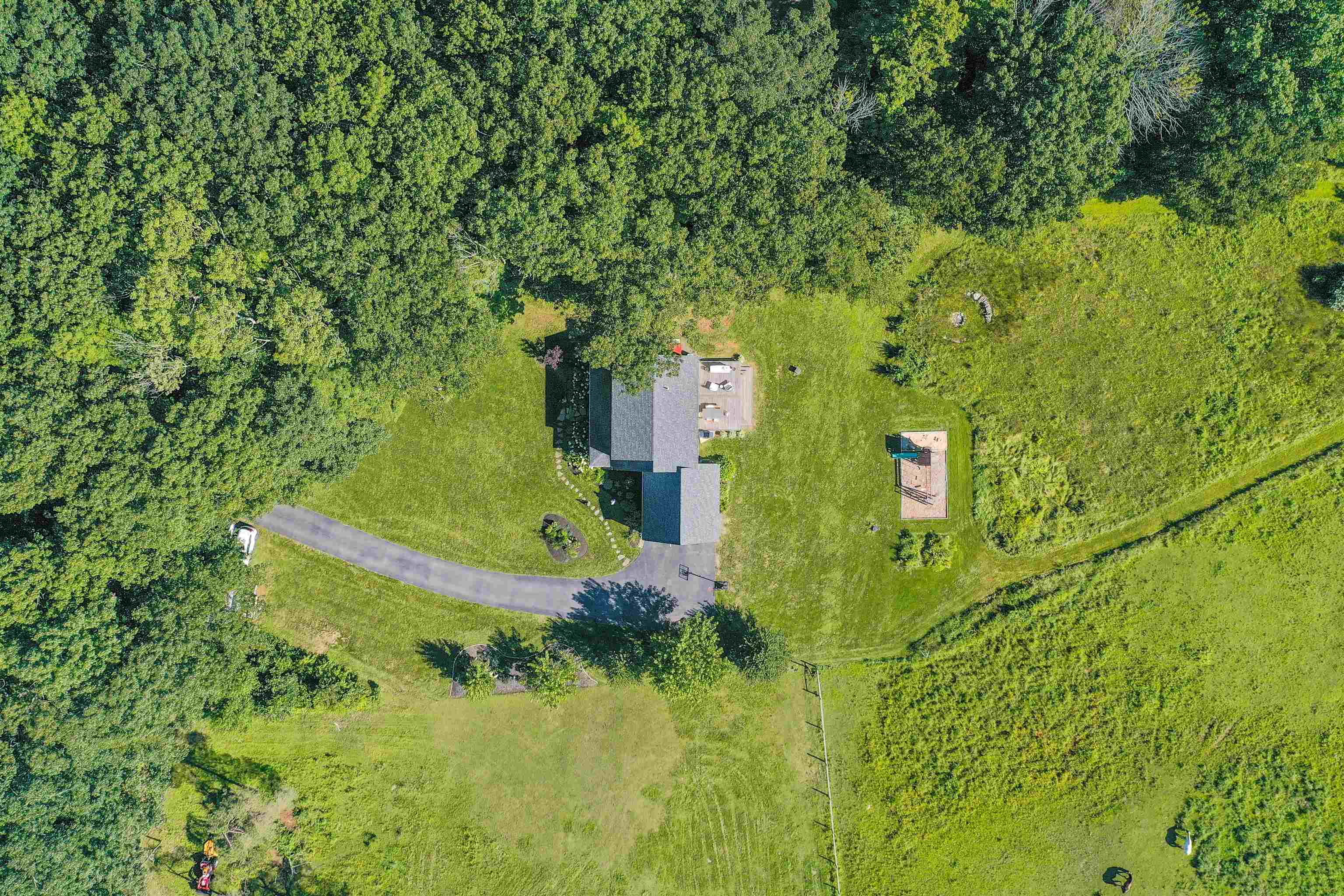 11 Towle Road Epping, NH 03042 - Photo 34 of 36