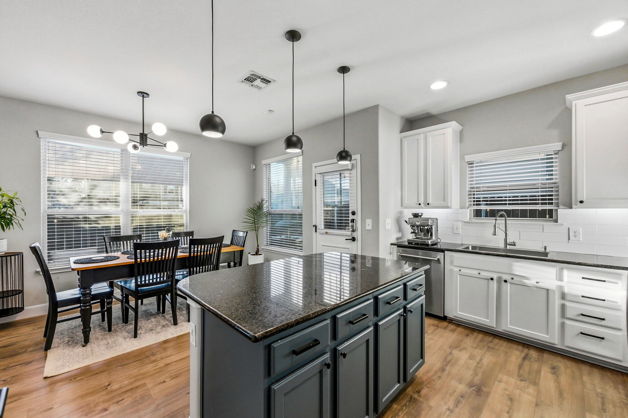 9512 Tanager Way, Unit 112 Austin, TX 78748 - Photo 14 of 40