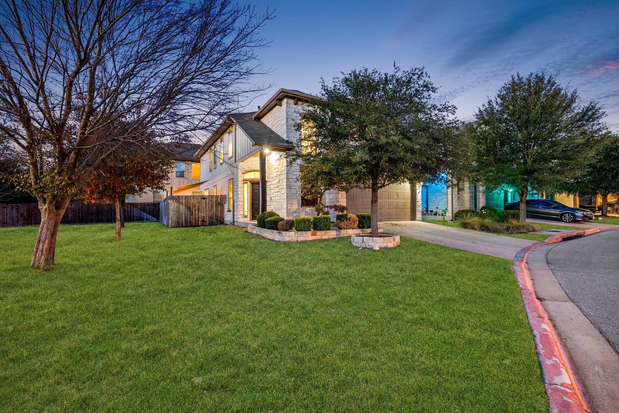 9512 Tanager Way, Unit 112 Austin, TX 78748 - Photo 4 of 40