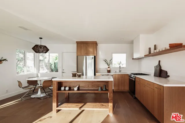 $2,500,000 | 3257 Cattaraugus Avenue, Los Angeles, CA 90034