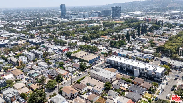 $2,500,000 | 3257 Cattaraugus Avenue, Los Angeles, CA 90034