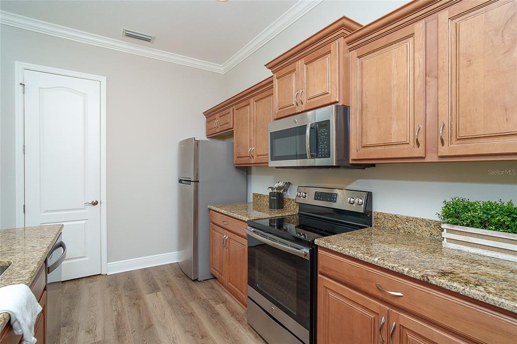 641 Guild Drive, Unit 641 Venice, FL 34285 - Photo 11 of 55