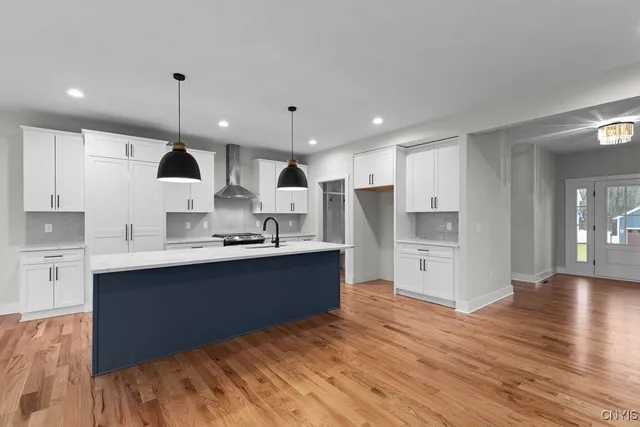 $599,900 | 41 (highland Meadows) Giddings Trail, Lysander, NY 13027