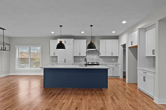 $599,900 | 41 (highland Meadows) Giddings Trail, Lysander, NY 13027