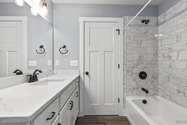 $599,900 | 41 (highland Meadows) Giddings Trail, Lysander, NY 13027