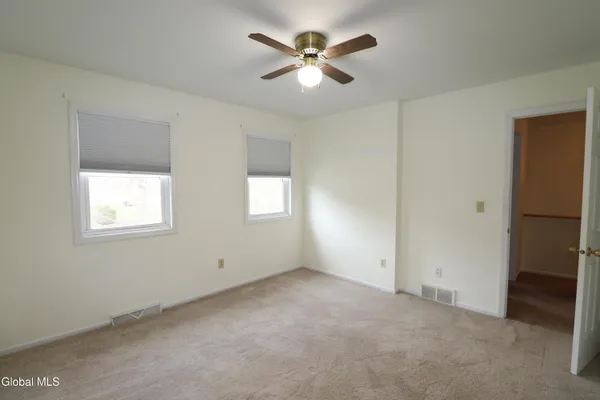 $556,900 | 6967 Suzanne Court, Guilderland, NY 12303