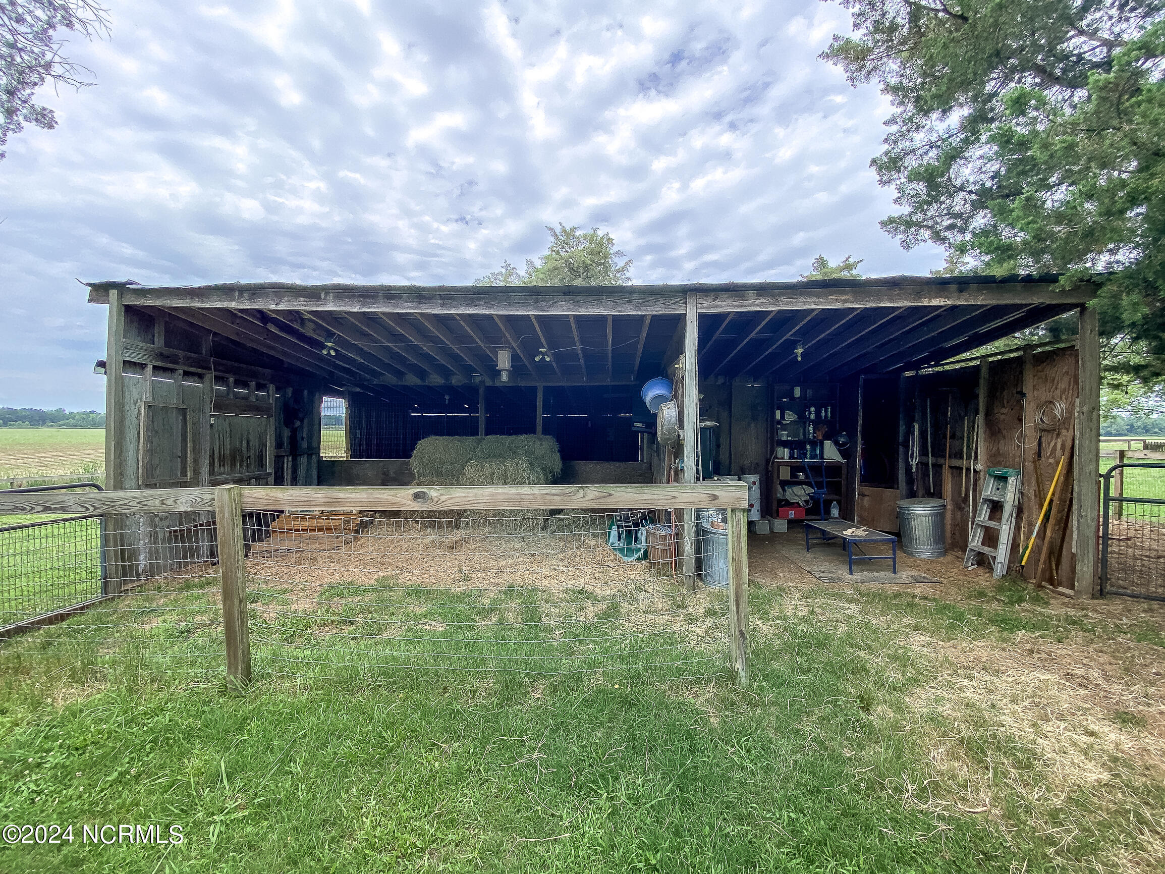 398 New Hope Road Hertford, NC 27944 - Photo 49 of 72 Hay storage