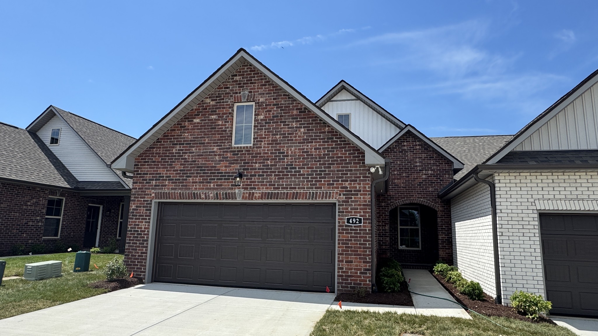 492 West Foxrun Springfield, TN 37172 - Photo 1 of 19